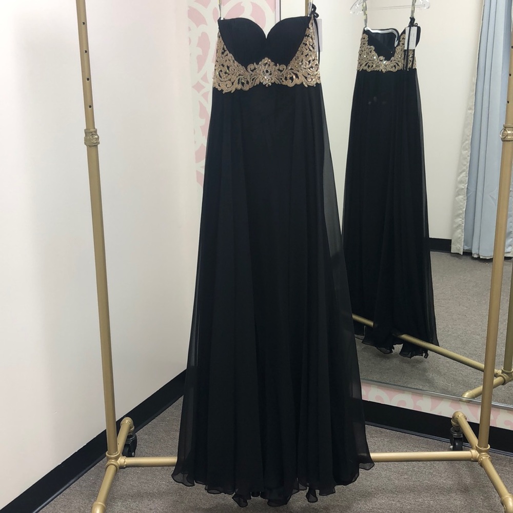 Black Strapless Prom Gown